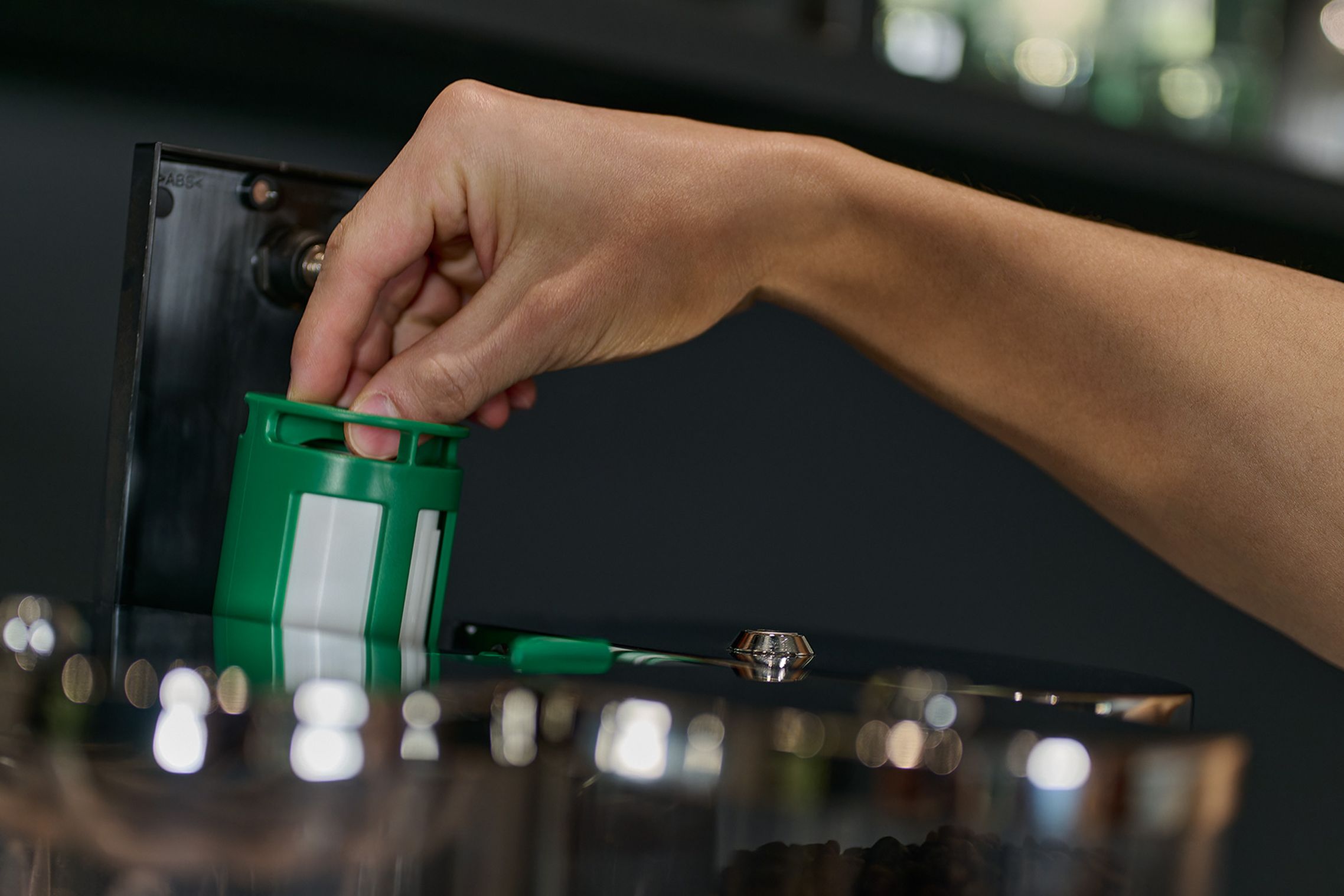 wmf-pcm_5000Splus_cm_media_AutoClean_72ppi_16-9_1920x1080_final