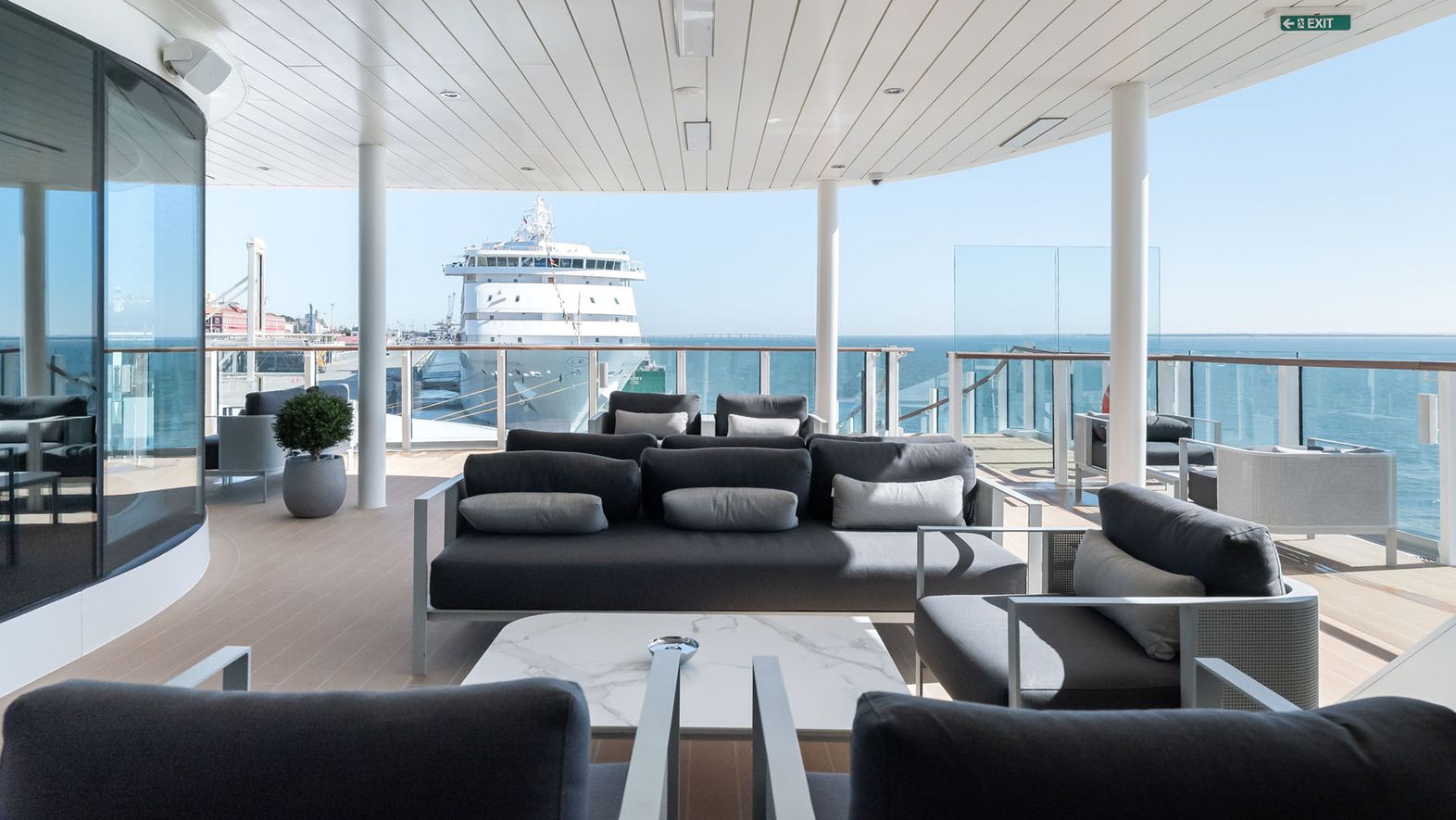 Kreuzfahrtschiff Stage 16-9