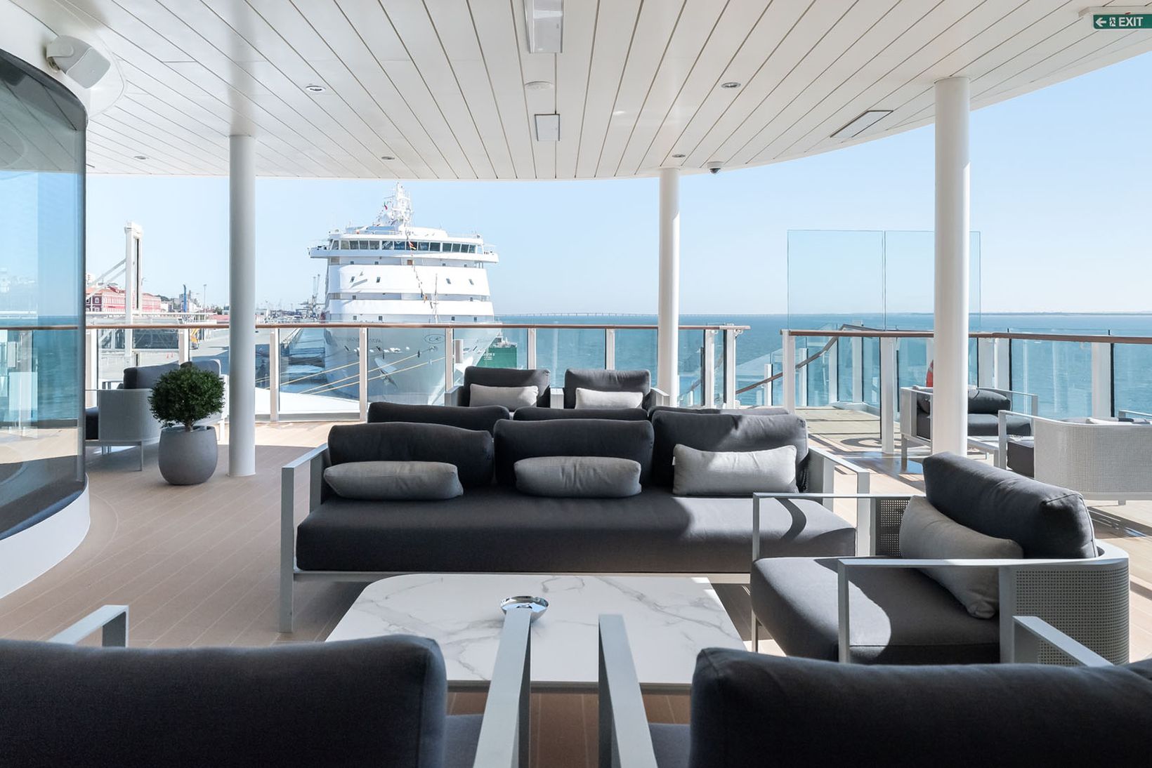 stage final version 16-9