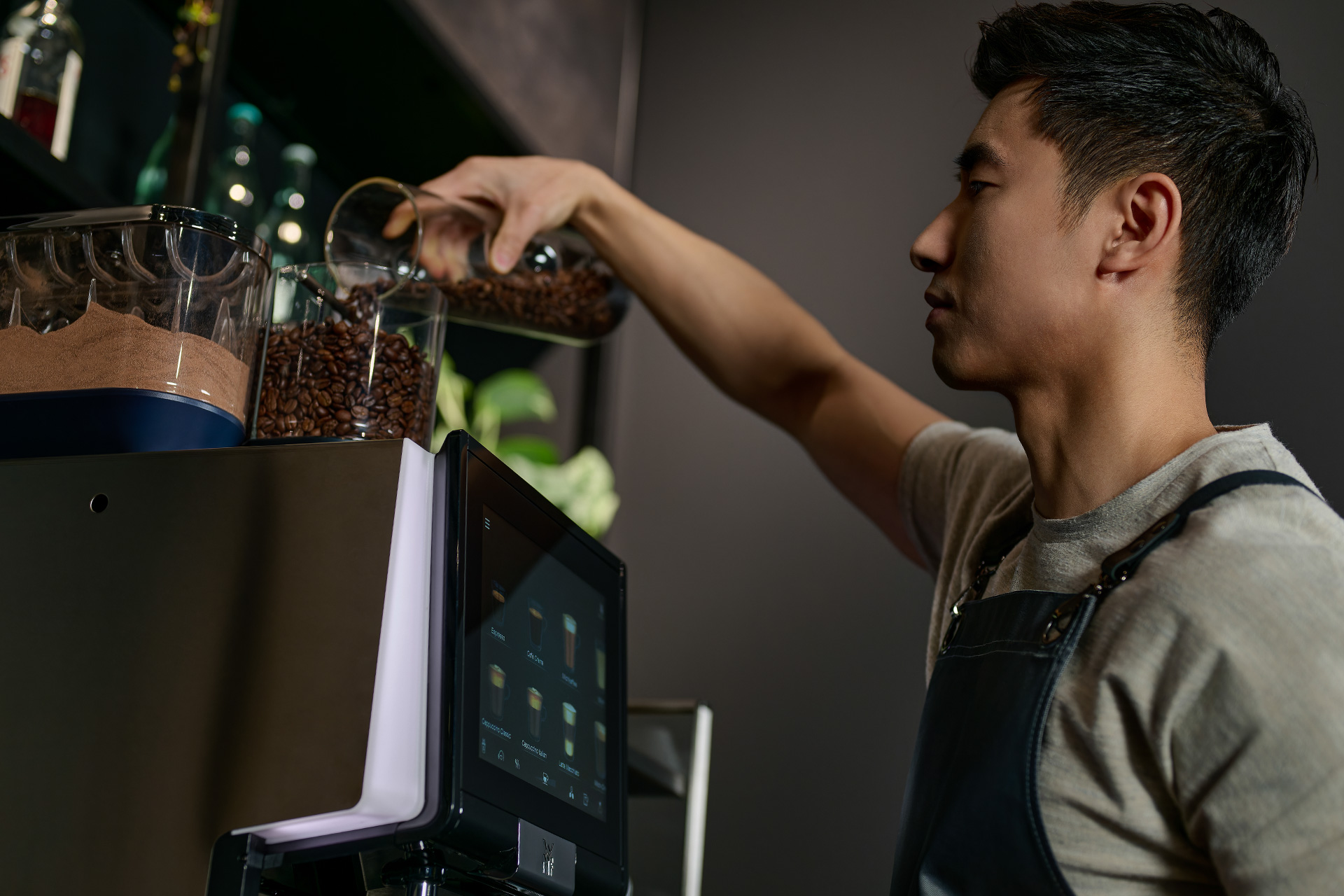 WMF 5000 S+ | Fully automatic coffee machine