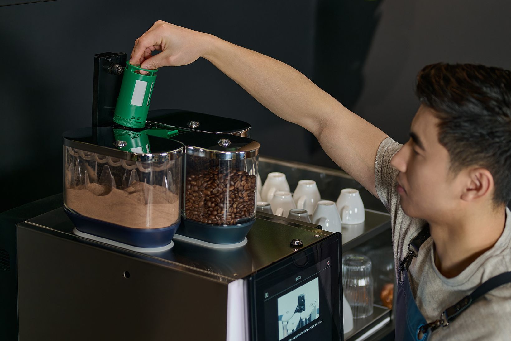 wmf-pcm_Cleaning_cm_stage_72ppi_1-1_1920x1920_final