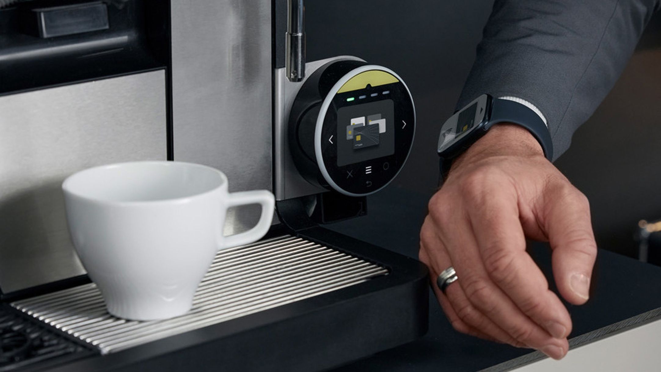 wmf-pcm_Innovations_cm_table_payment-solutions_72ppi_16-9_950x534_final